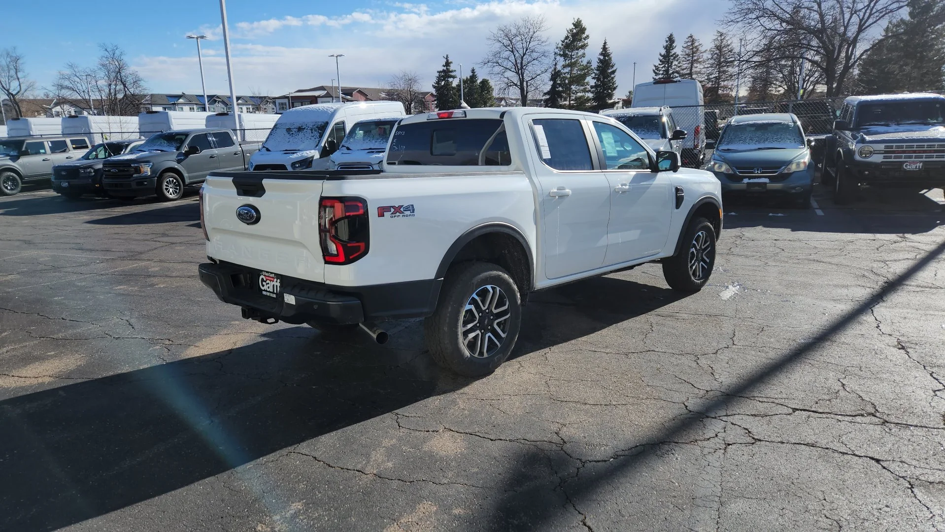 New 2025 Oxford White Ford LARIAT image 14