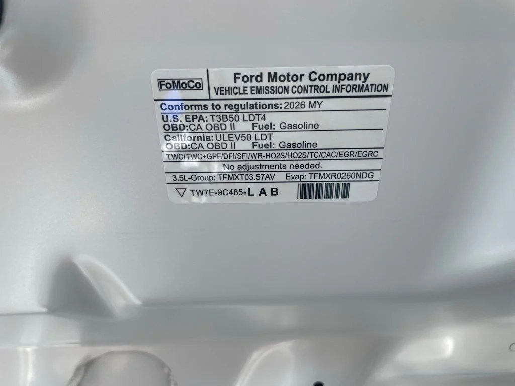 Used 2026 Oxford White Ford XLT image 32