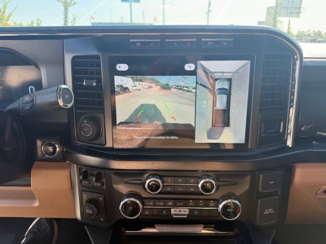 Used 2023 White Ford LARIAT image 21