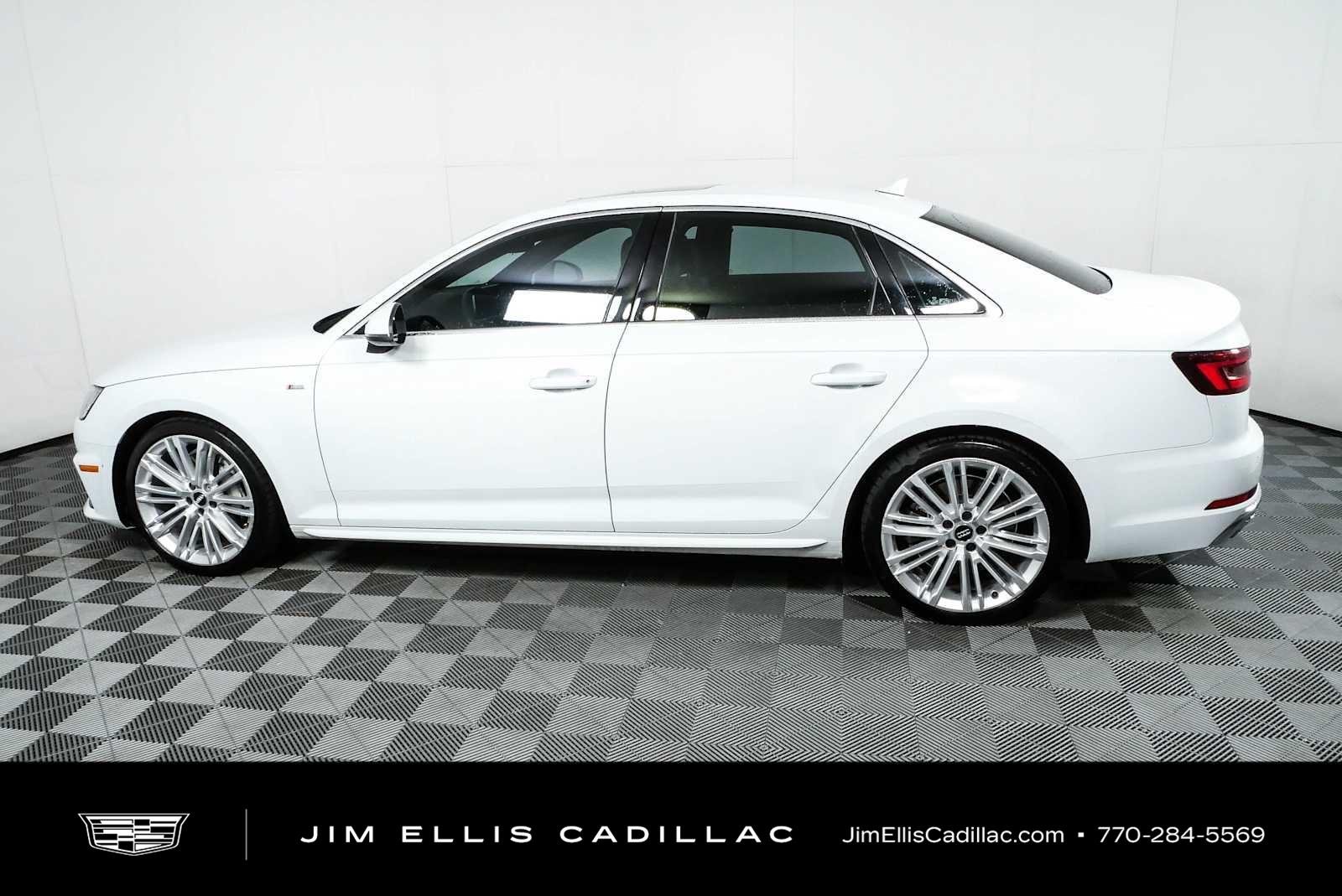 Used 2019 Glacier White Metall Audi Premium Plus image 30