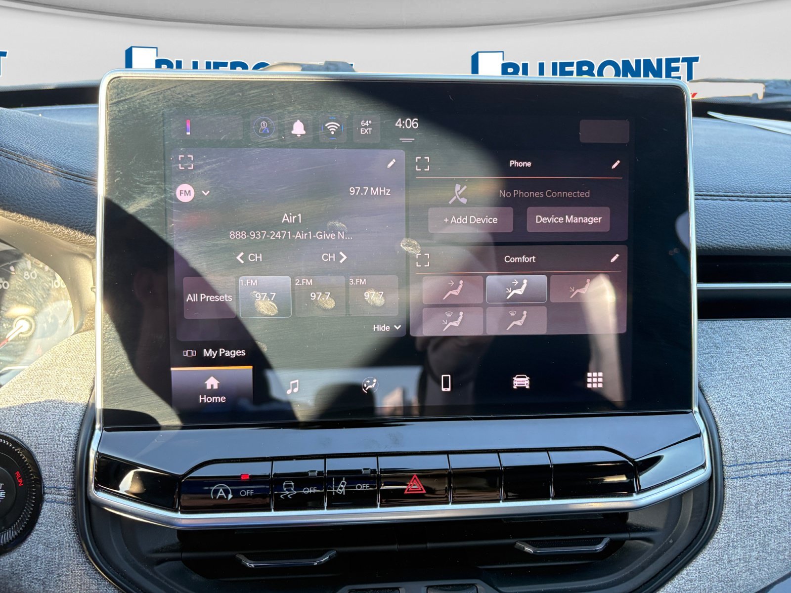 Used 2024 Hydro Blue Pearlcoat Jeep Latitude image 15