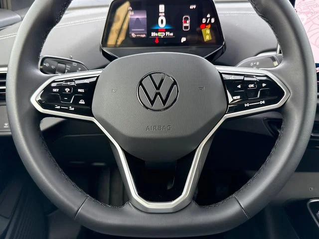 New 2026 Deep Black Pearl Volkswagen Pro image 30