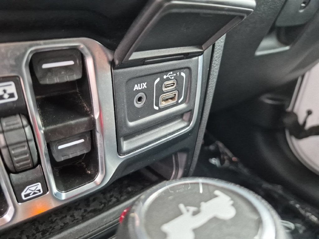 Used 2024 White Jeep Sahara 4xe image 25