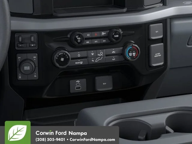 New 2026 Oxford White Ford XLT image 15
