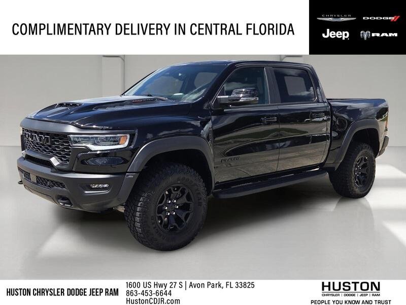 New 2026 Diamond Black Crystal Pearl-Coat Exterior Paint RAM RHO 4X4 CREW CAB 5