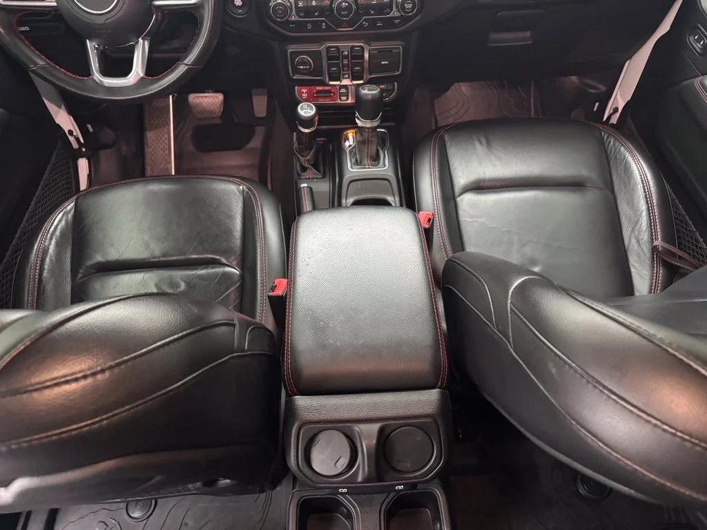 Used 2020 White Jeep Rubicon image 36