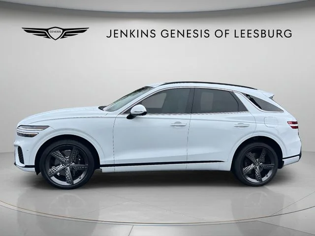 Used 2025 White Genesis 3.5T Sport image 10
