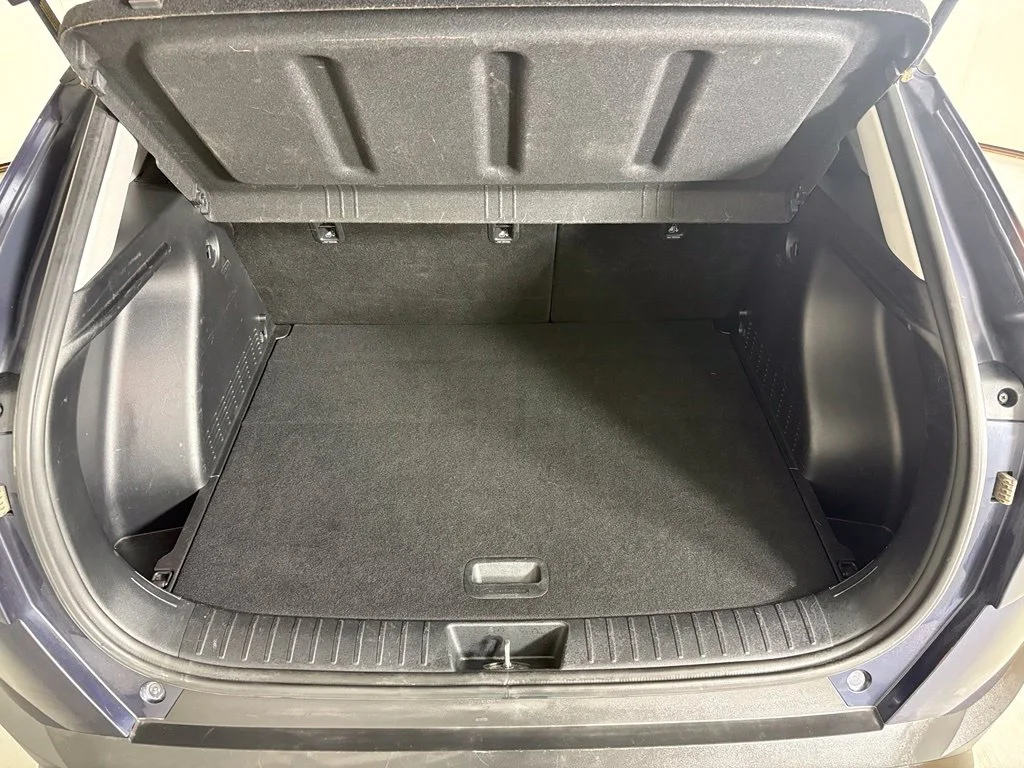 Used 2024 Blue Hyundai SEL image 18