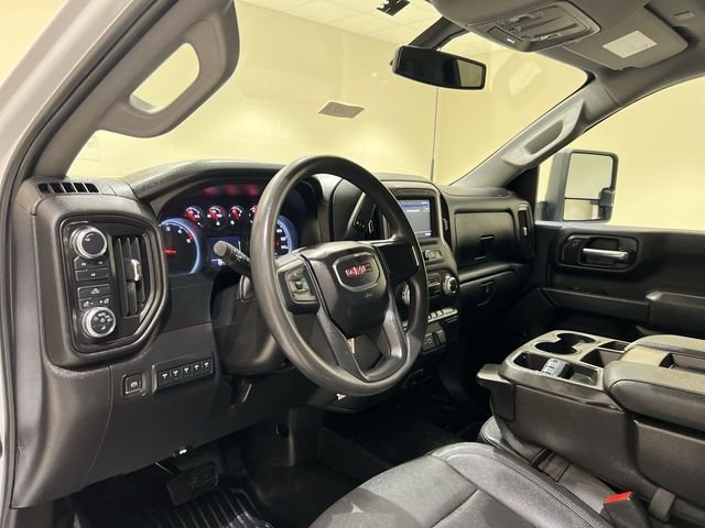 Used 2023 White GMC Pro image 9