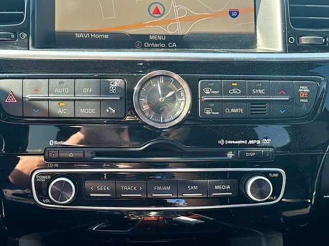 Used 2015 Blue Kia Luxury image 16