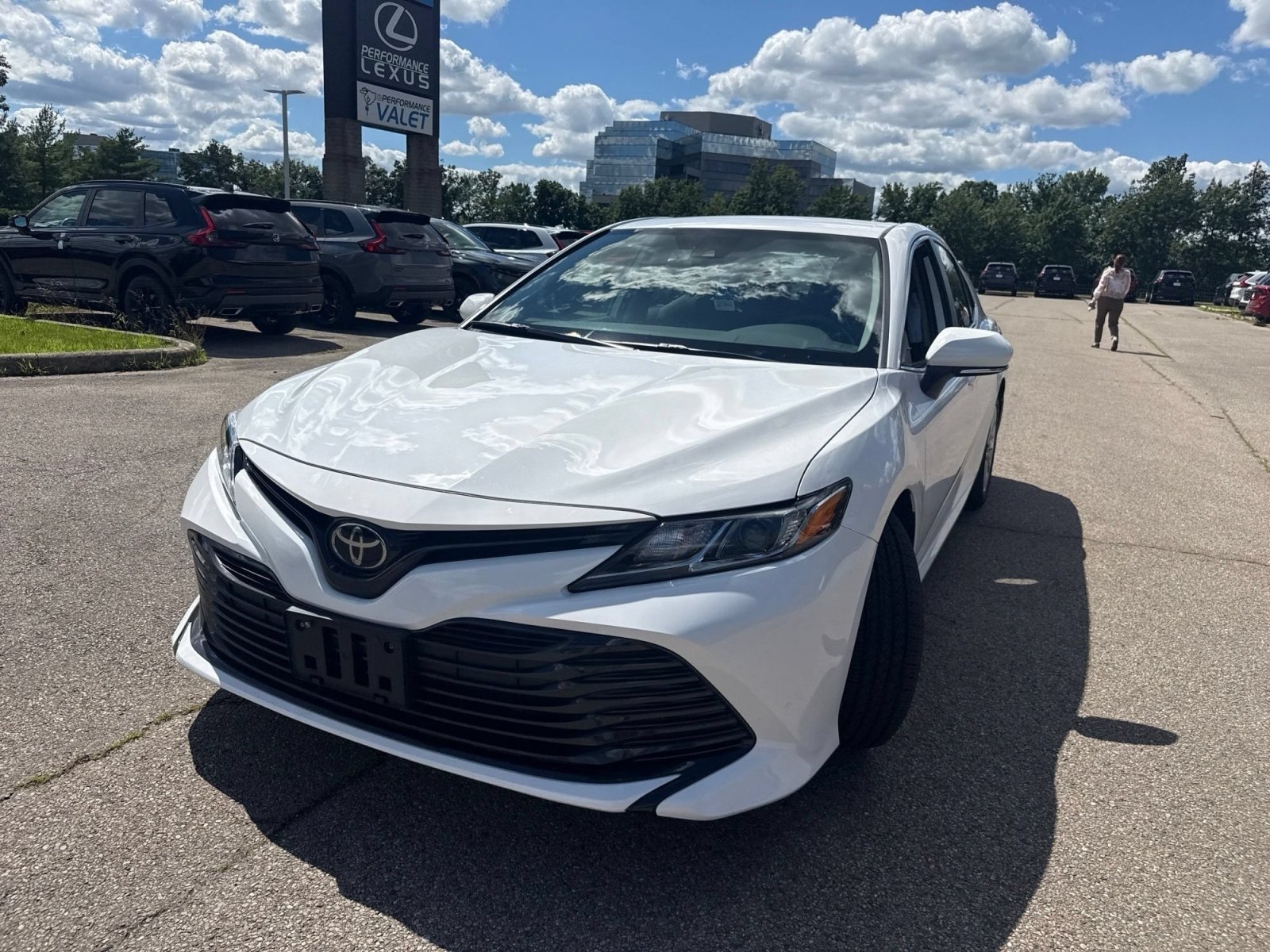 Used 2020 Super White Toyota LE image 16