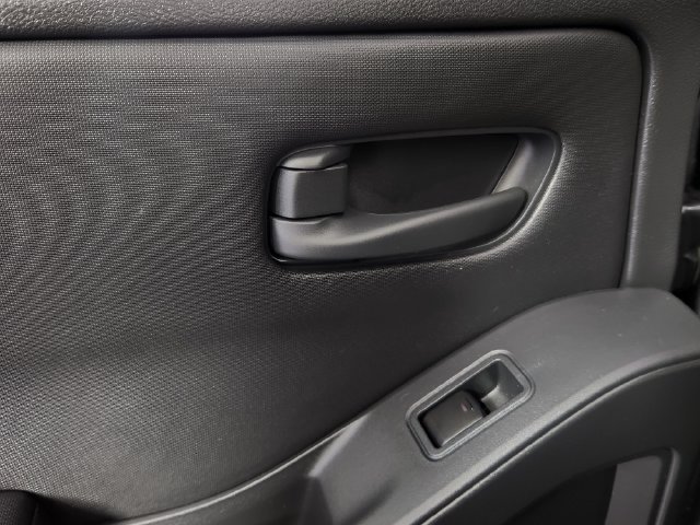 2023 Nissan Frontier S - Photo 15