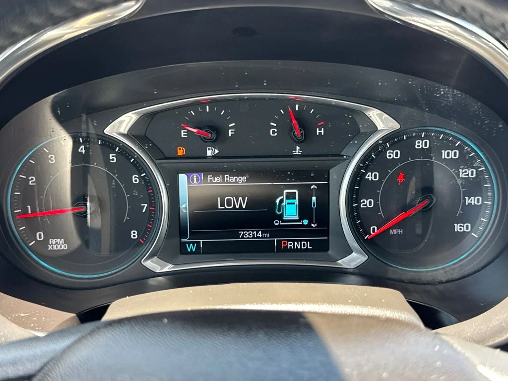 Used 2018 Gray Chevrolet Premier image 32
