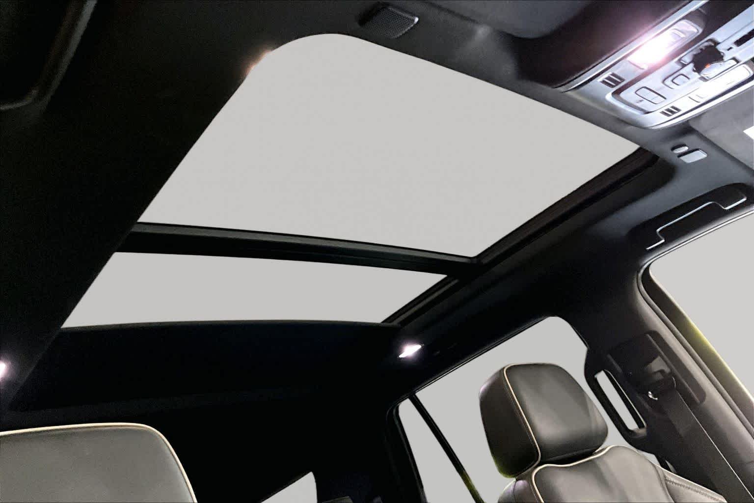 Used 2023 Sterling Gray Metallic Chevrolet Premier image 13