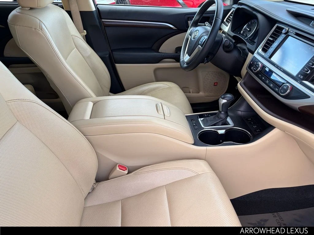 Used 2016 White Toyota Limited image 11