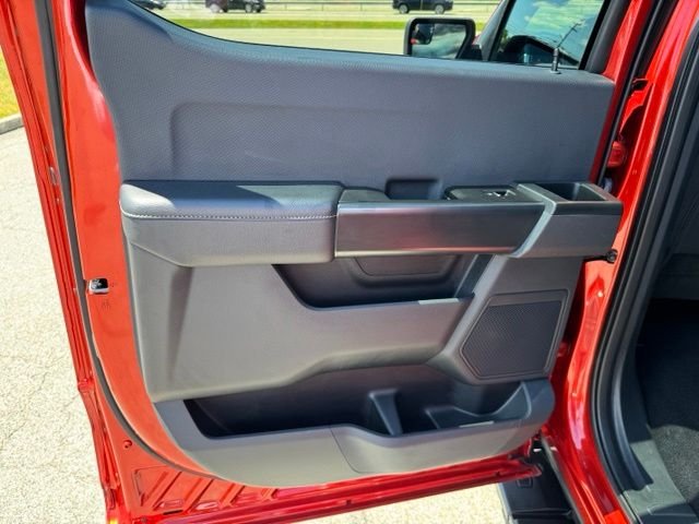 Used 2023 Red Ford XL image 19