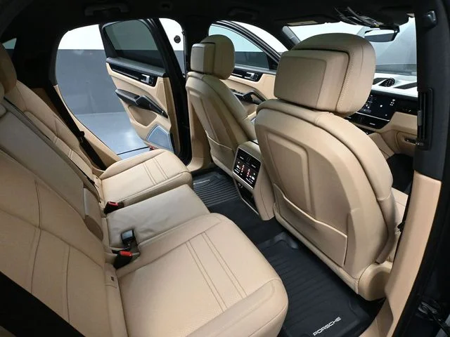 Used 2022 Blue Porsche Base image 40