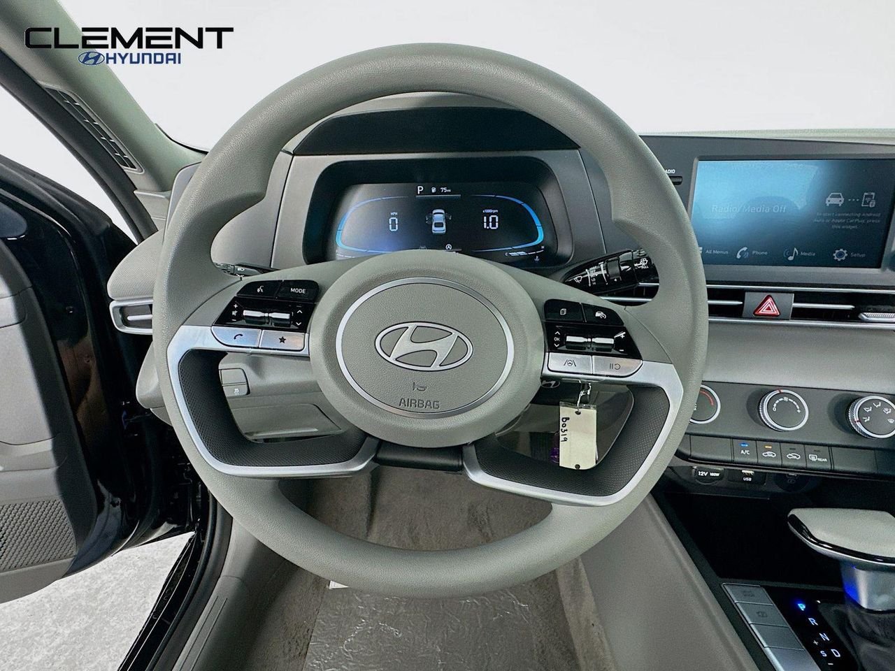 New 2026 Black Hyundai SE image 13