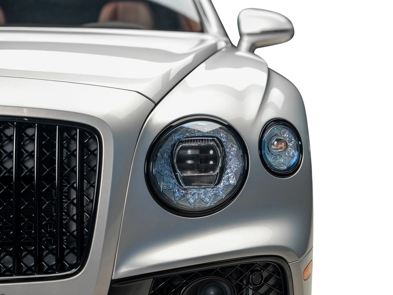 Used 2022 Silver Bentley W12 image 10