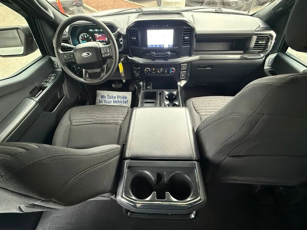 Used 2023 White Ford XL image 26