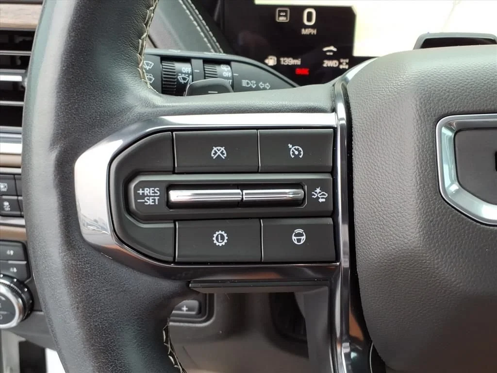 Used 2025 Summit White GMC Denali Ultimate image 14