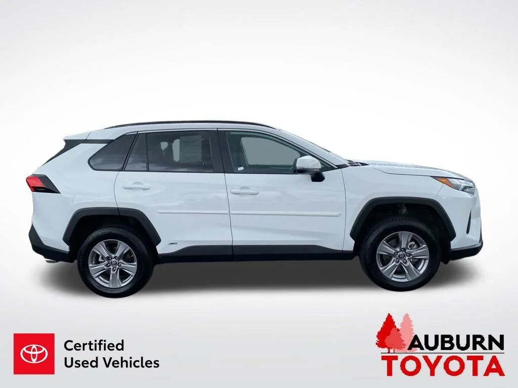 Certified Used 2024 Ice Cap Toyota LE image 9