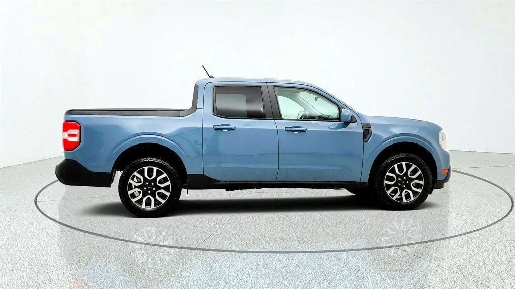 Used 2022 Area 51 Ford LARIAT AWD SuperCrew w/ Luxury Pkg & Co-Pilot360 image 4