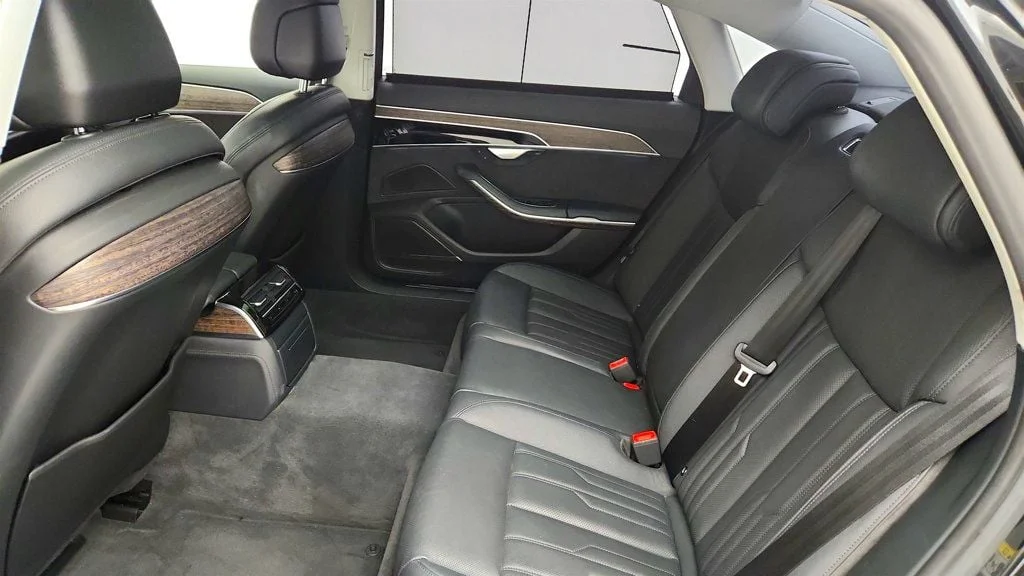 Used 2019 Vesuvius Gray Metallic Audi 55 TFSI quattro w/ Executive & Lighting Pkgs + 20’’ Wheels image 21