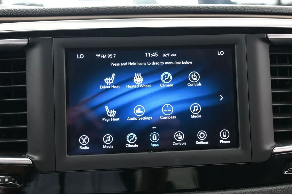Used 2019 Granite Crystal Metallic Clearcoat Chrysler Touring L image 24