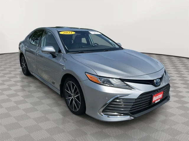 2021 Toyota Camry Hybrid XLE