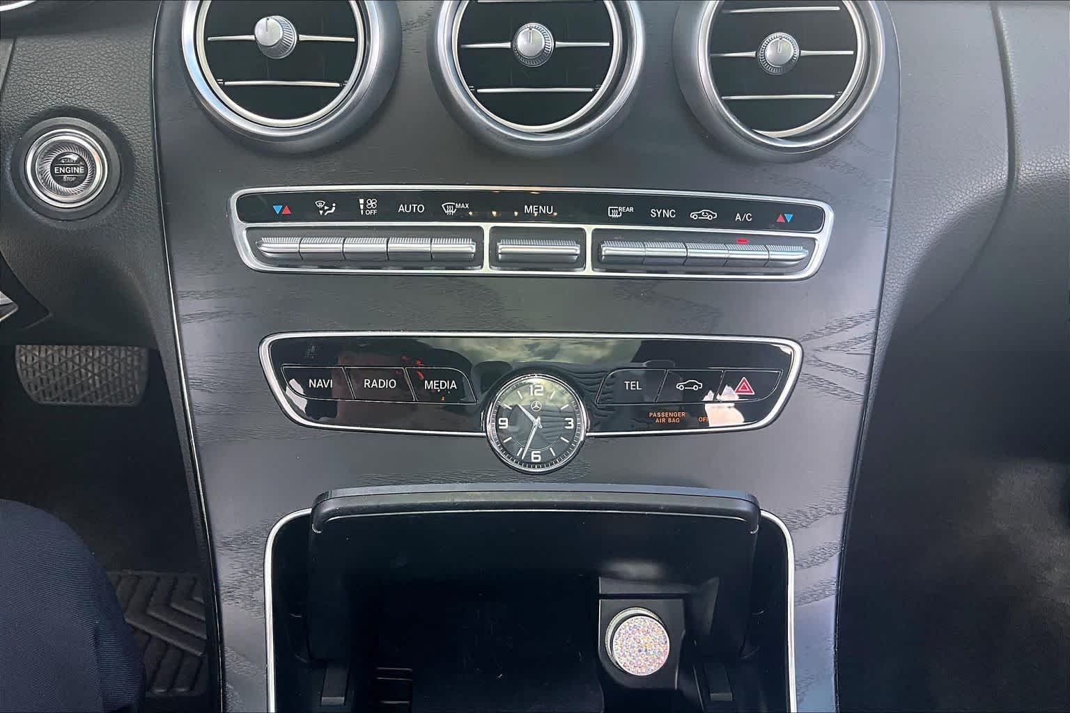 Used 2021 designo Diamond White Metallic Mercedes-Benz C 300 image 32