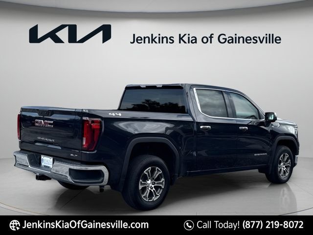 Used 2025 Silver GMC SLT image 3