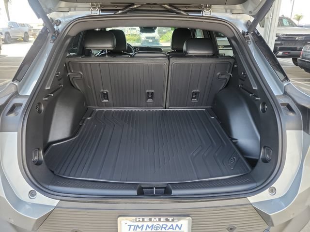 Used 2026 Sterling Gray Metallic Chevrolet LT image 27