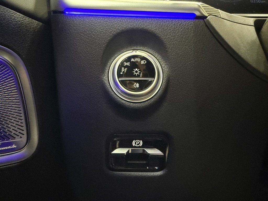 2025 Mercedes-Benz C-Class Sedan AMG C43 - Photo 21