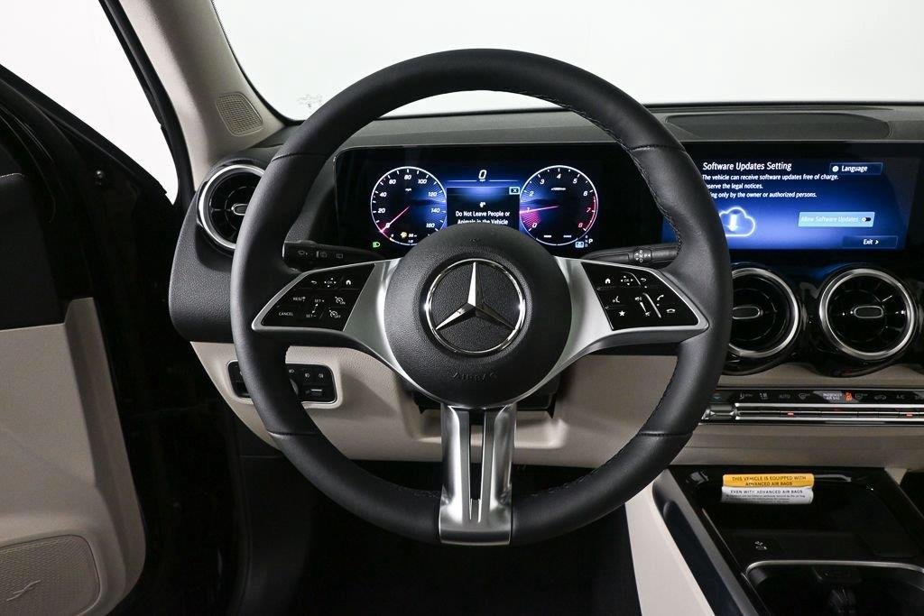 New 2026 Night Black Mercedes-Benz GLB 250 image 2