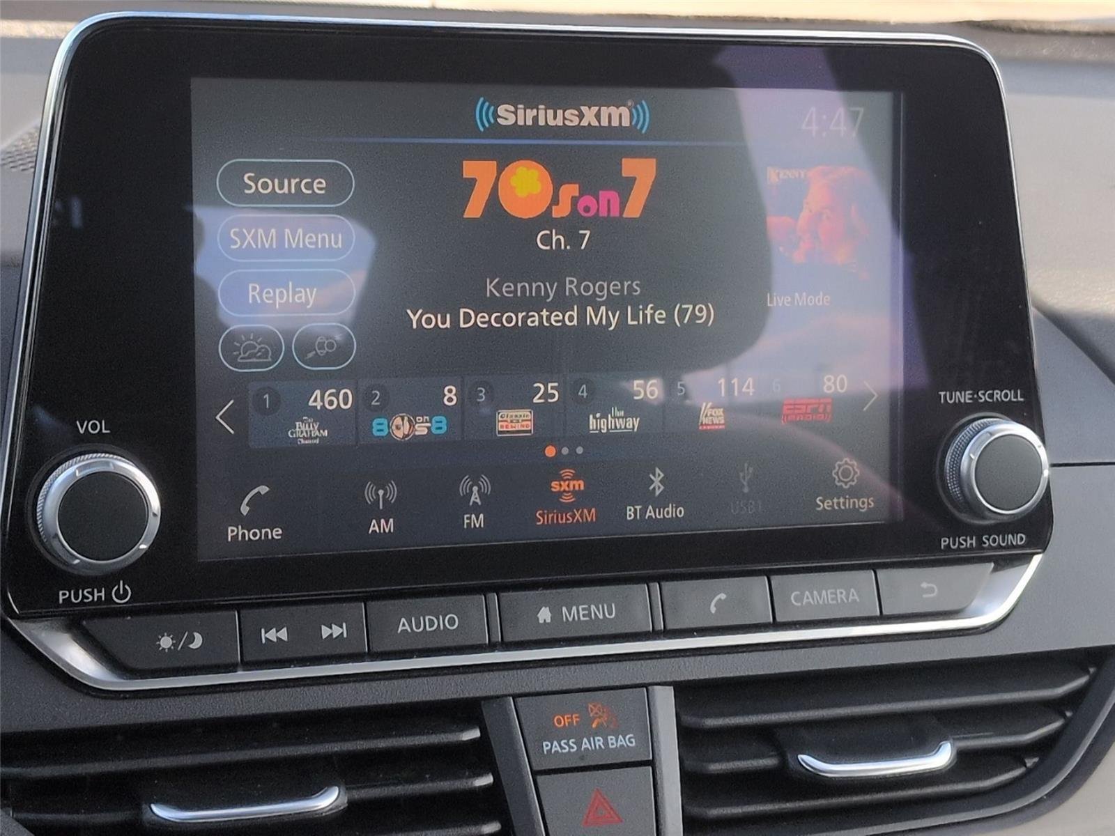 Used 2025  NISSAN SV image 25
