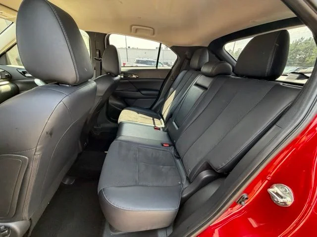 Used 2025 Diamond Red Mitsubishi SE image 17