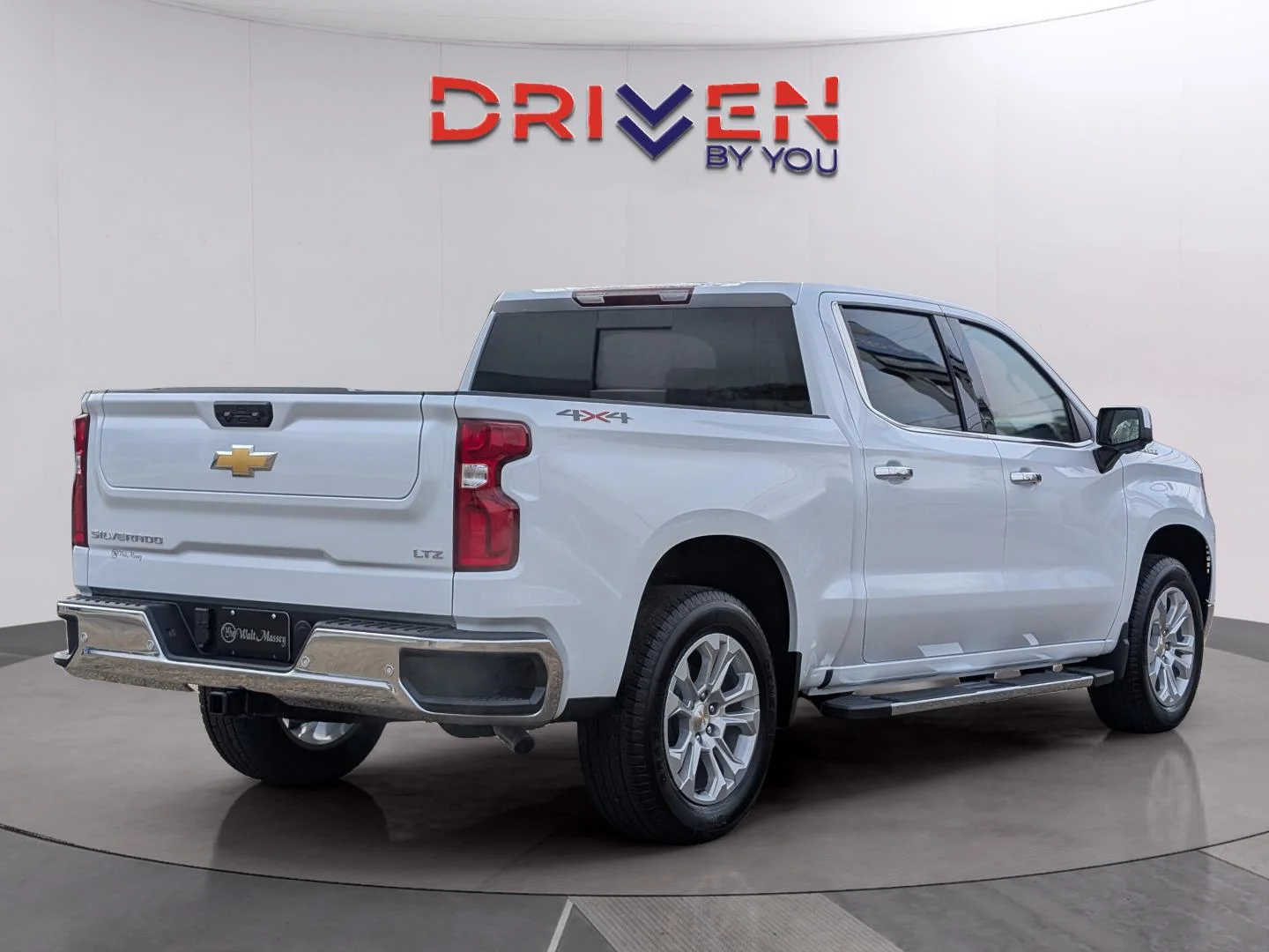 2026 Chevrolet Silverado 1500 LTZ - Photo 6