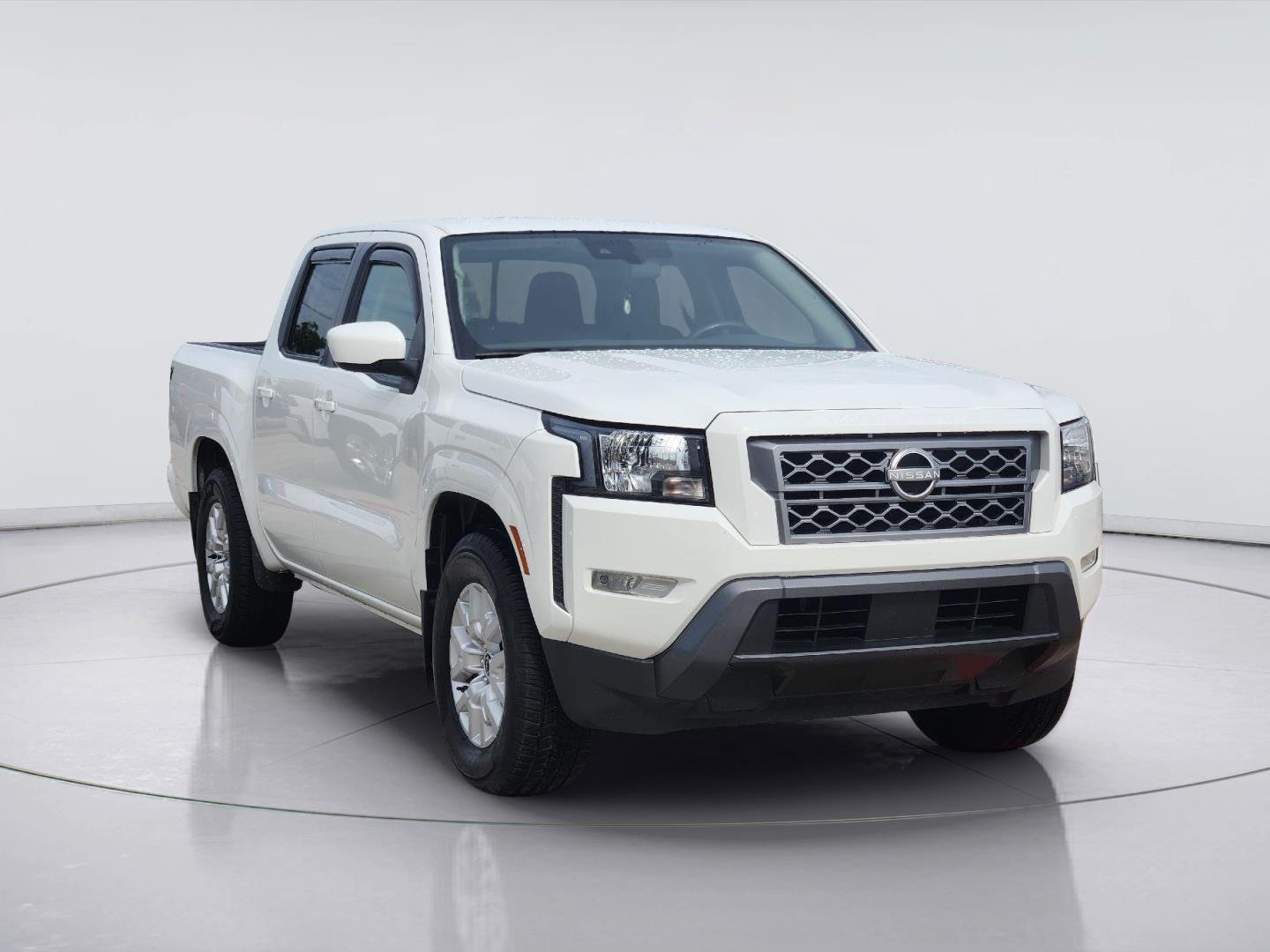 2024 Nissan Frontier photo 3 of 33