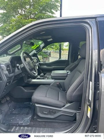 New 2026 Carbonized Gray Metallic Ford XLT image 30