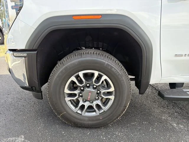New 2026 Summit White GMC SLT image 32