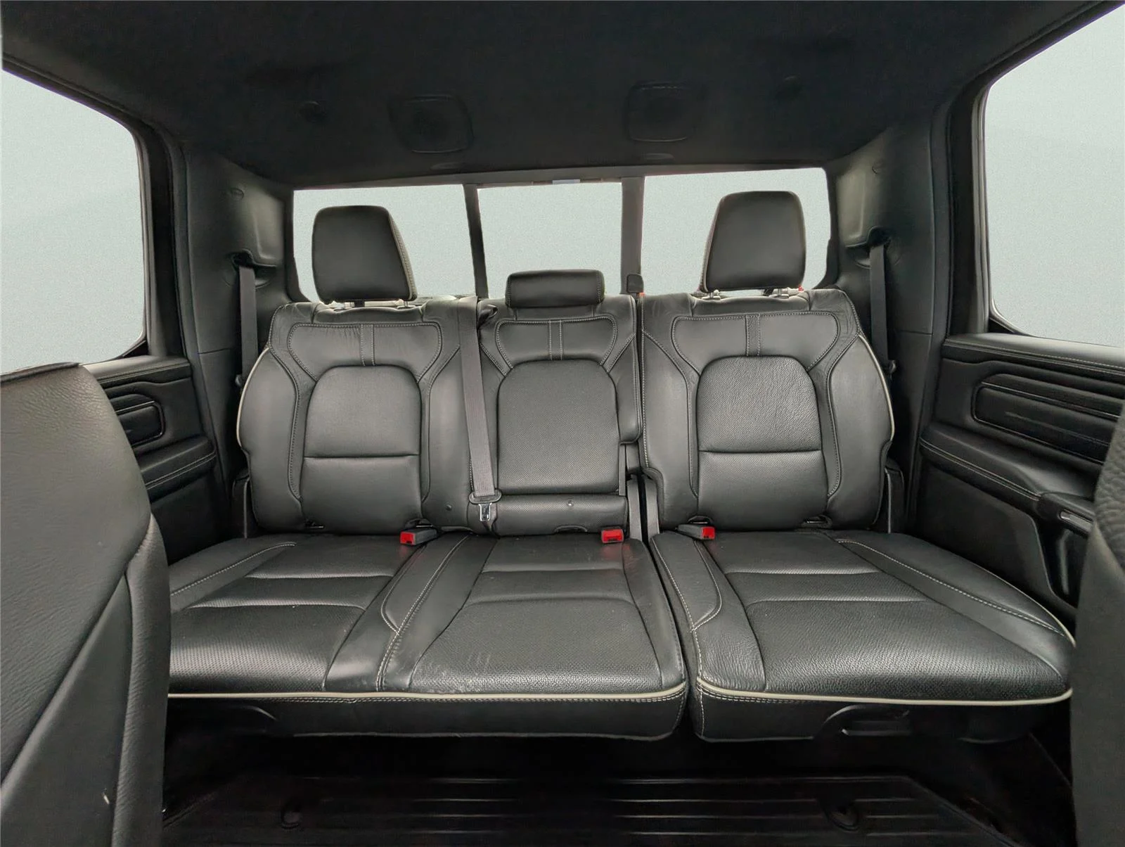 Used 2022 Billet Silver Metallic Clearcoat Ram Limited image 26