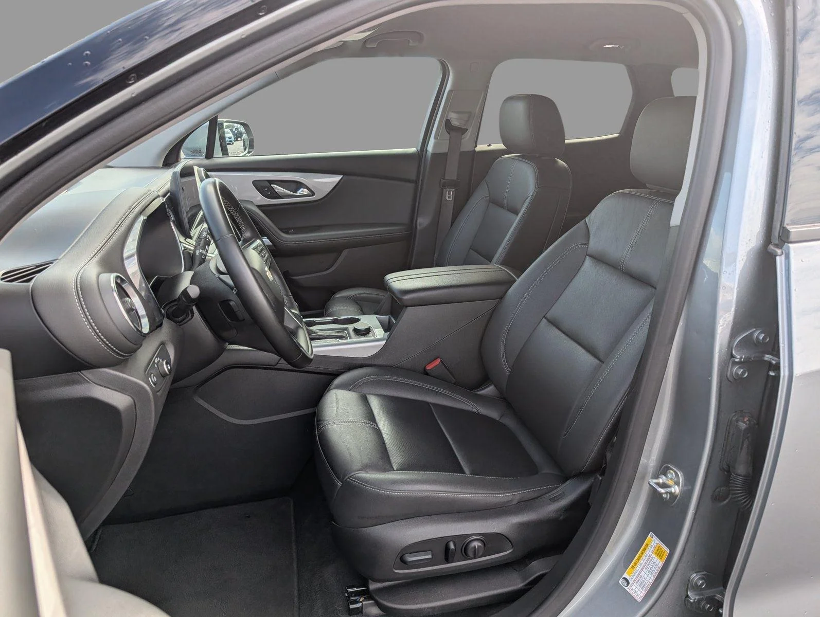 Used 2024 Sterling Gray Metallic Chevrolet 3LT image 3