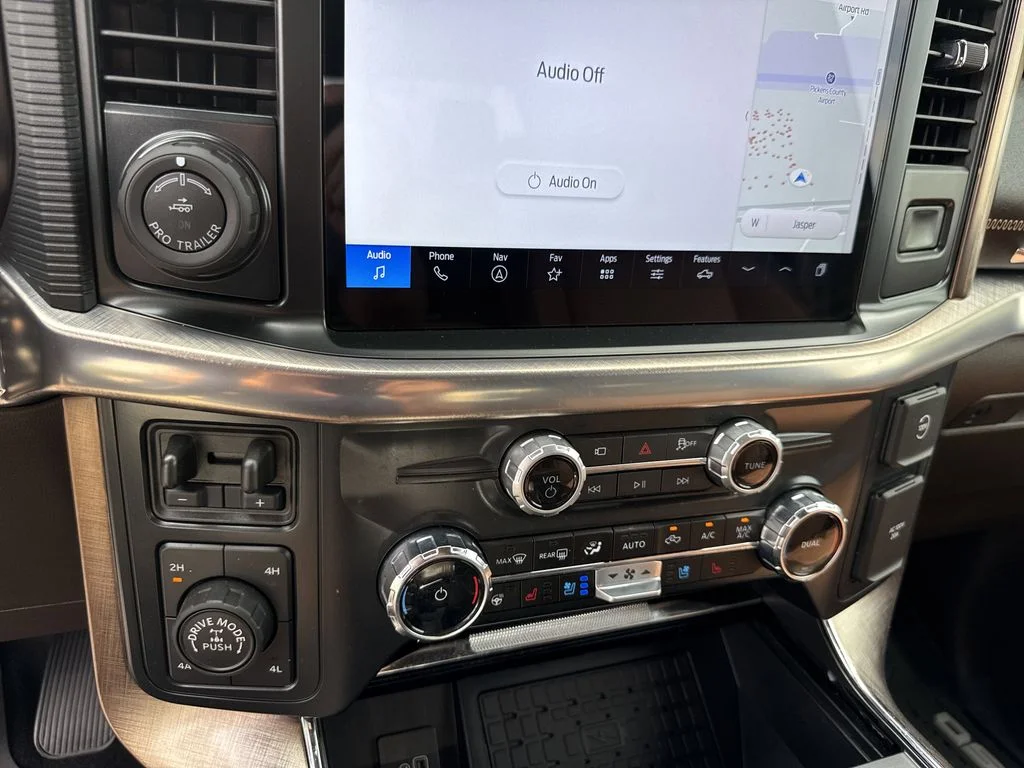 Used 2025 Blue Ford King Ranch image 27