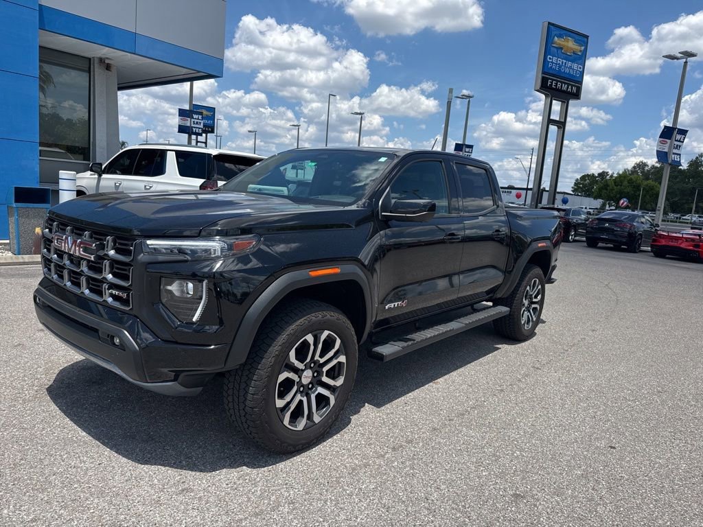 2024 GMC Canyon 4WD AT4 Crew Cab Short Box's photo