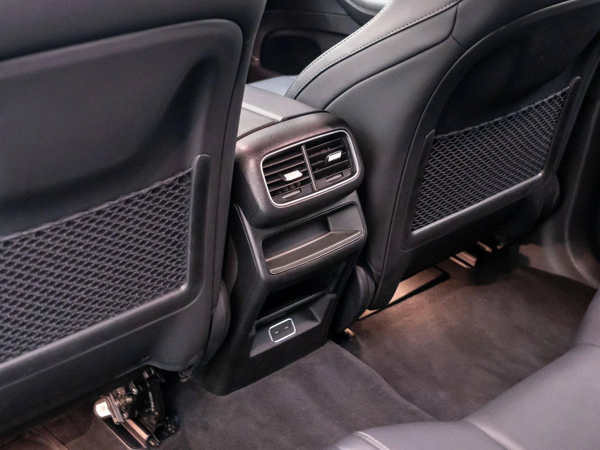 Used 2024 Black Mercedes-Benz GLE 350 image 19