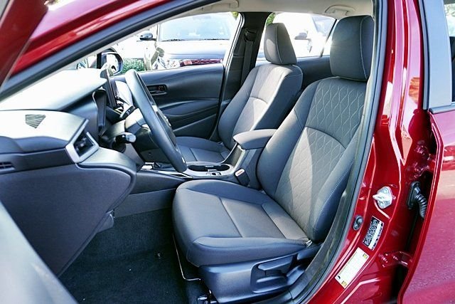 Used 2026  Toyota LE image 13