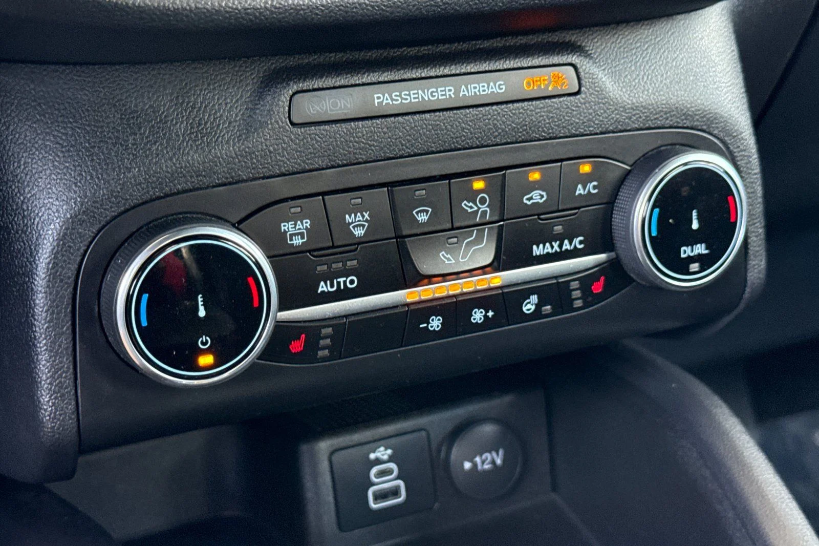 2024 Ford Escape ST-Line - Photo 18