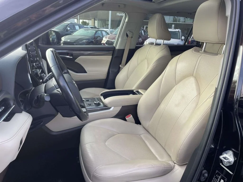 2020 Toyota Highlander Limited - Photo 8