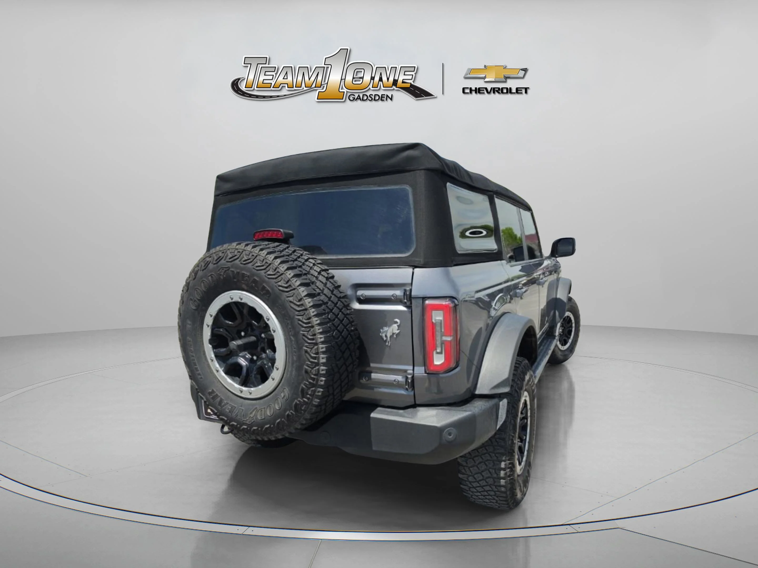 Used 2022 Gray Ford Outer Banks image 7